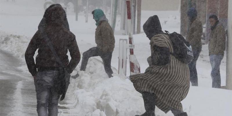 Vague de froid : dispositifs sanitaires et éducatifs renforcés à El Hajeb