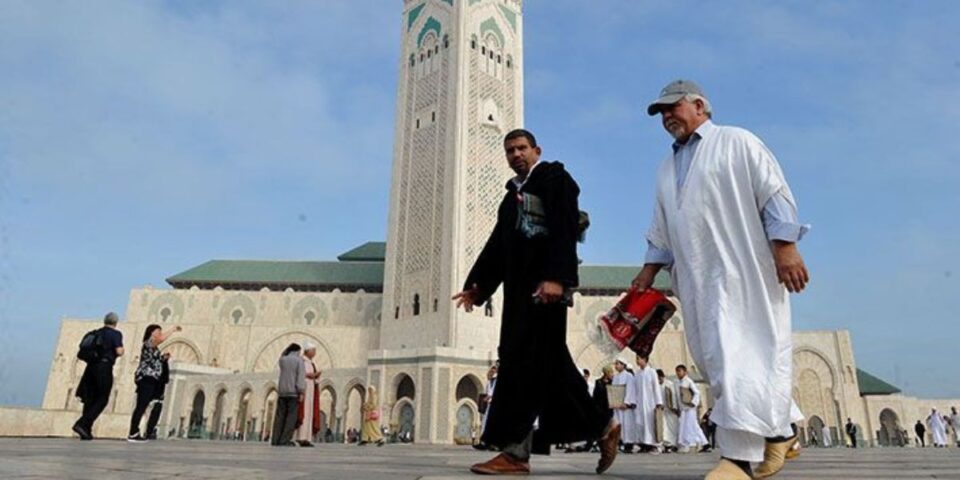 Mohammed VI ordonne l’ouverture des mosquées édifiées, reconstruites ou restaurées