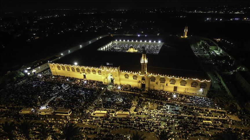 La construction de la première mosquée en Afrique