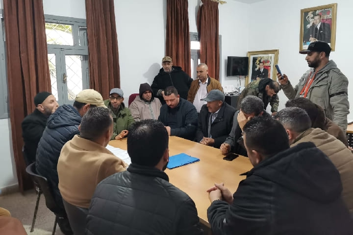 Les occupations du marché de gros à Tetouan exigent une équité après la catastrophe du feu