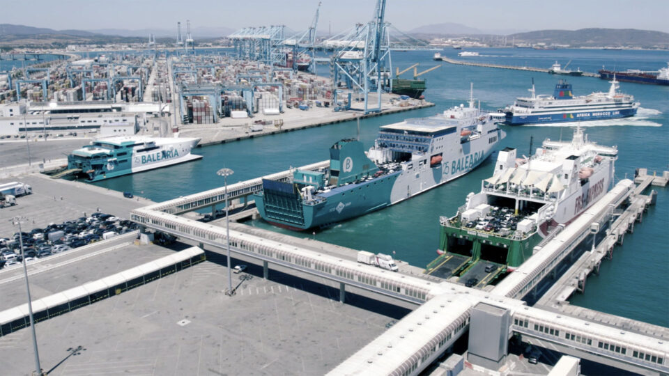 Les ferries reprennent entre Algésiras et Tanger après des perturbations dues à la tempête