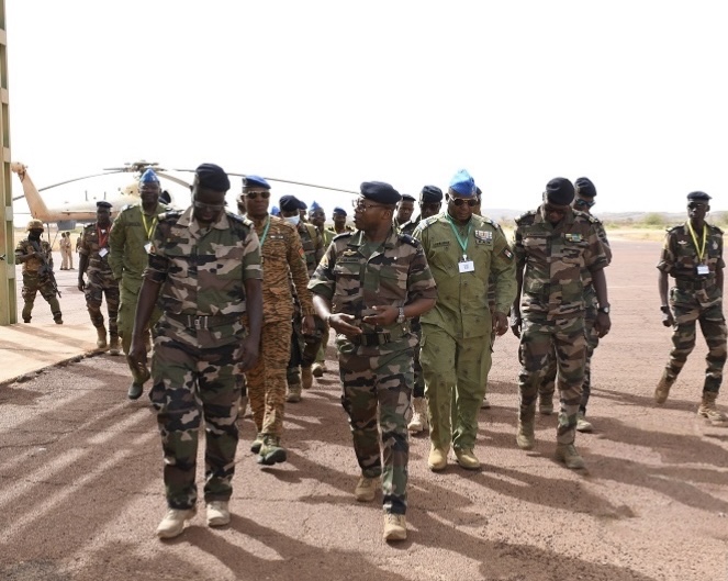 En crise avec l’Algérie, le Mali accueille une réunion militaire de l’Alliance du Sahel