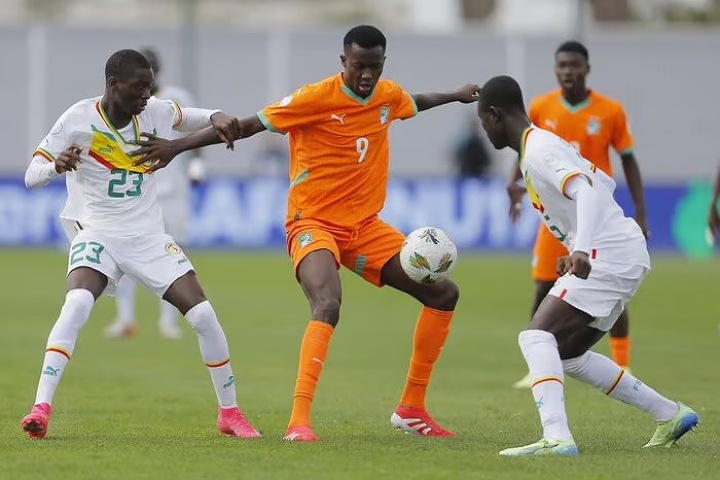 Cote d’Ivoire dépasse le Sénégal avec une fusillade de pénalité et fait face au Maroc en deux