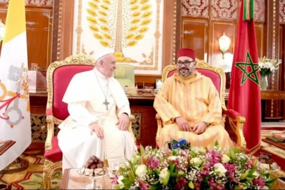 Le roi Mohammed VI salue «une éminente figure religieuse»