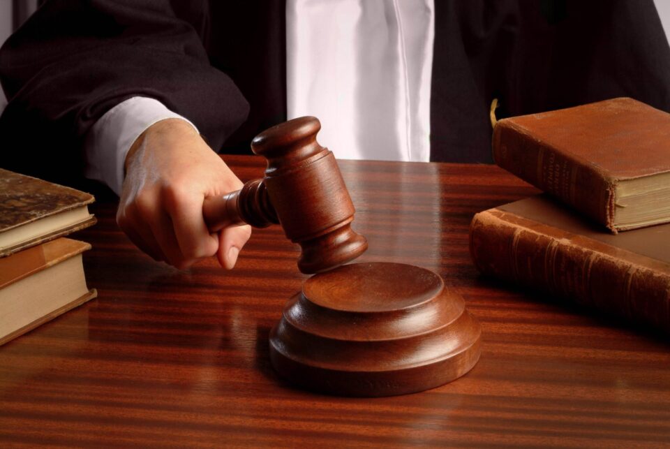 8 ans de prison contre un responsable de club pour attentat à la pudeur sur un mineur