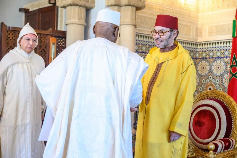 Le roi Mohammed VI reçoit un certain nombre d'ambassadeurs étrangers à Rabat