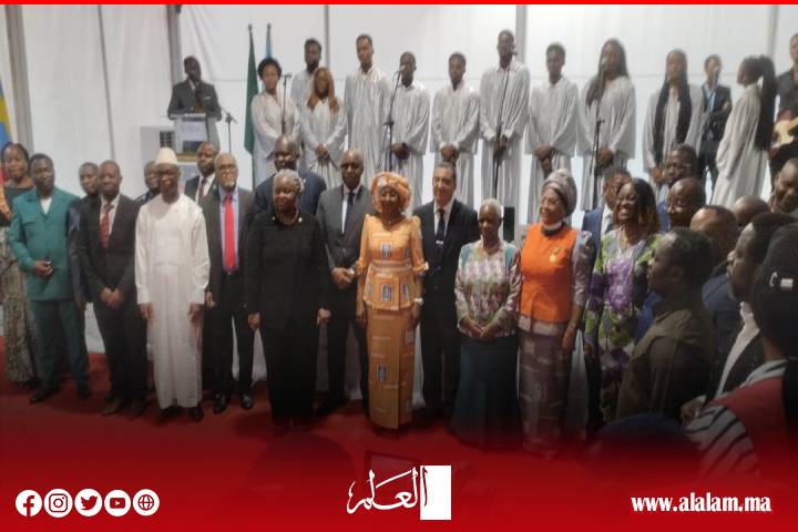 Le jour de l’Afrique se transforme en un acte humain vivant