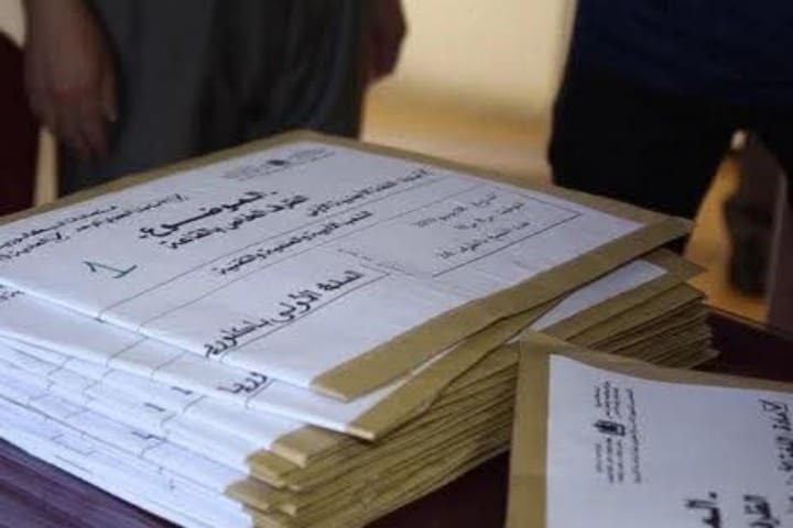 Scandale al -bak dans Al -Hoceima .. l’arrestation de l’administrateur des groupes de fuite