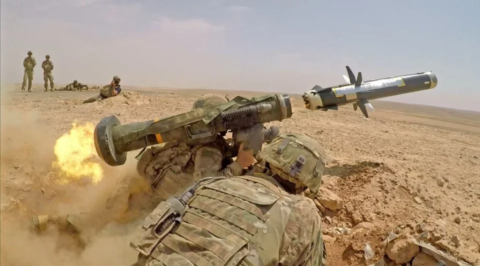La commande des FAR de 612 missiles Javelin publiée au journal officiel