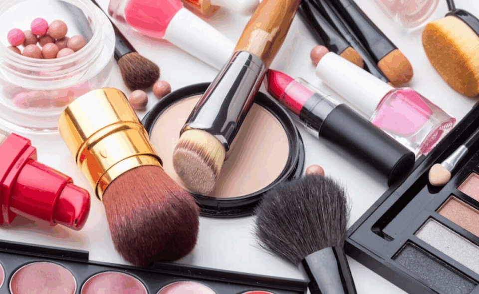 Le Maroc signalé pour des importations inhabituelles de cosmétiques chinois contrefaits