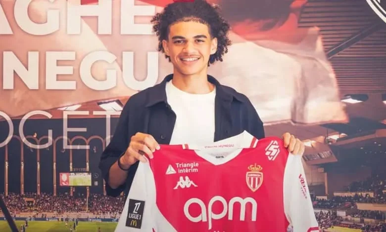 Le milieu de terrain marocain Ilias Belmokhtar signe son premier contrat professionnel avec l’AS Monaco