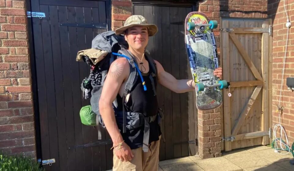 Un jeune Britannique va relier le Royaume-Uni au Maroc en skateboard
