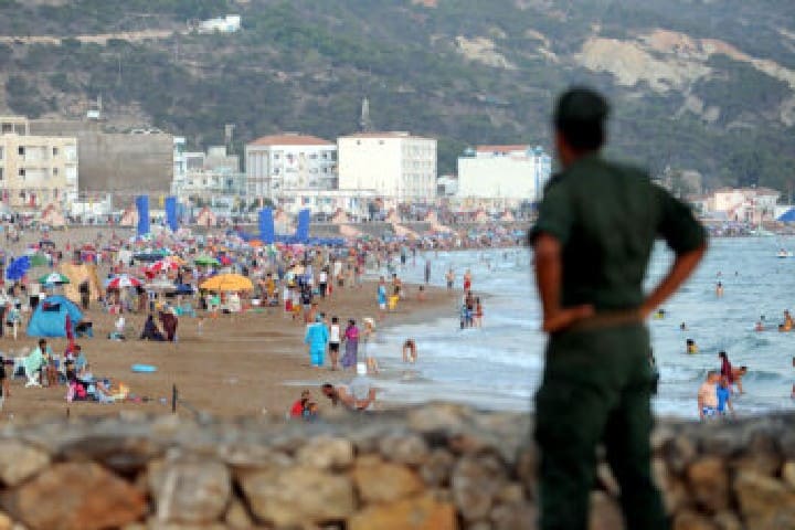 Une natation suspecte a presque déclenché une confrontation à la frontière maritime marocaine-Algérienne