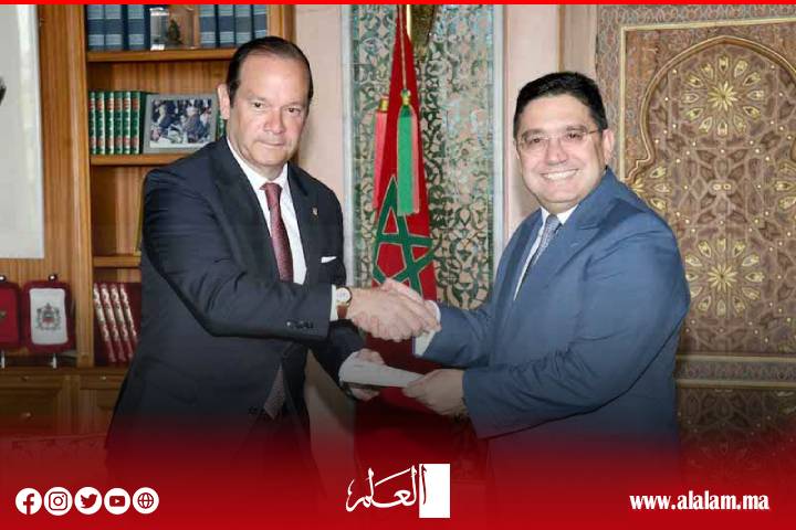 Maroc et pendant qu’ils renouvellent leur volonté d’améliorer leurs relations bilatérales