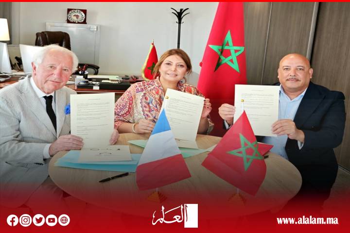 De Bordeaux à Smar. Vers un jumelage culturel qui défend le Sahara marocain