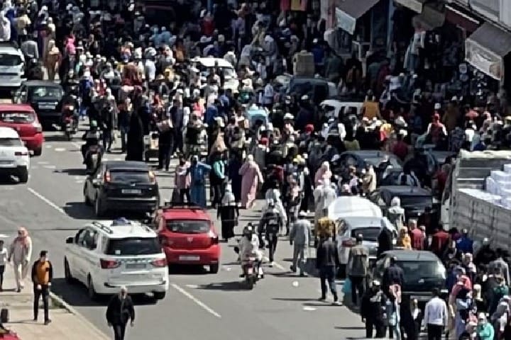 Une réunion élargie au siège de Quneitra pour mettre fin à la congestion de la circulation aux entrées de la ville