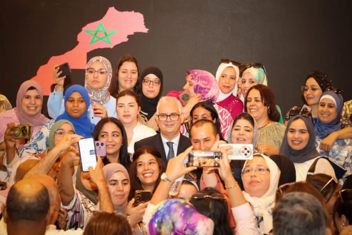 En présence de Nizar Baraka .. Nun Al -Nisoua guérit dans le premier forum pour les jeunes talents de l’organisation féminine indépendante
