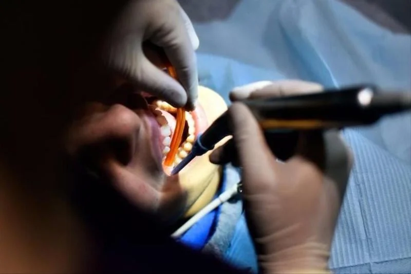 L’Ordre des médecins dentistes pointe l’ampleur des activités illégales