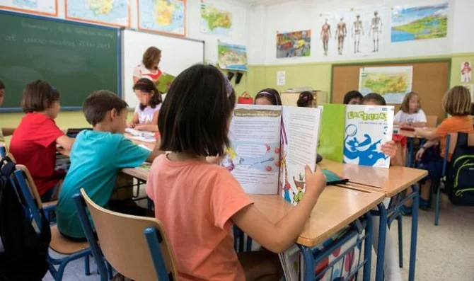 Le PP diverge de Vox sur la suspension de l’enseignement de la culture marocaine