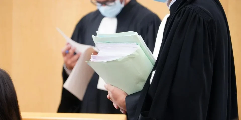 Peines de prison pour les membres du groupe d’ultradroite AFO projetant des attentats terroristes anti-musulmans