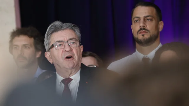 Après la visite d’un député LFI à Alger, Mélenchon s’exprime sur le Sahara