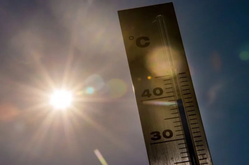 Jusqu’à 46°, rafales de vent et chasse-sables ce week-end
