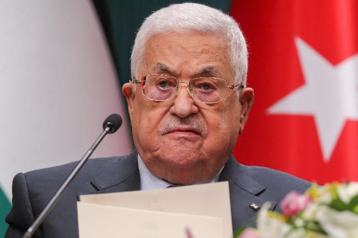 Le président palestinien Mahmoud Abbas conde la famille du décédé Muhammad Benjelloun Al -andalusi
