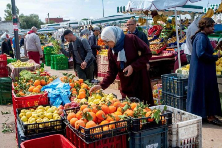 Le coût élevé des fruits saisonniers enflamme les poches des Marocains