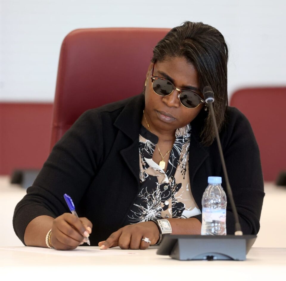 Le président de la Ligue nationale de football féminin préside une réunion pour le début de la saison prochaine dans les meilleures circonstances