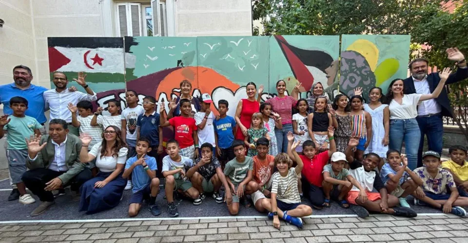 Une ministre reçoit les enfants envoyés par le Polisario