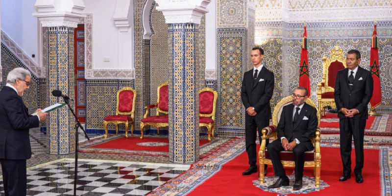 SM le Roi reçoit le Wali de Bank Al-Maghrib