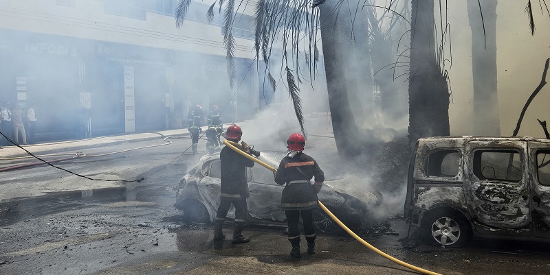 Fès : Trois voitures ravagées par un « mystérieux » feu!