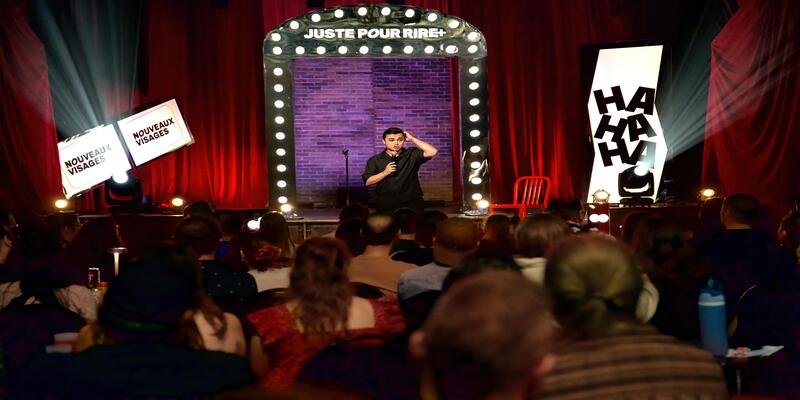 L’humoriste Mimo Lazrak célèbre son anniversaire au Festival Juste pour Rire