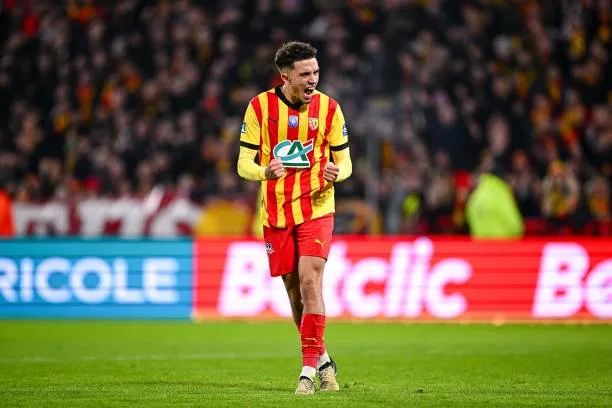 Le milieu de terrain marocain Neil El Aynaoui est sur le point de rejoindre l’AS Roma