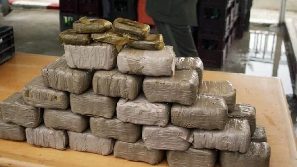 Saisie de près de 5 t de haschisch destiné au trafic international