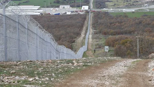 Un migrant marocain blessé par balle en tentant de franchir la frontière