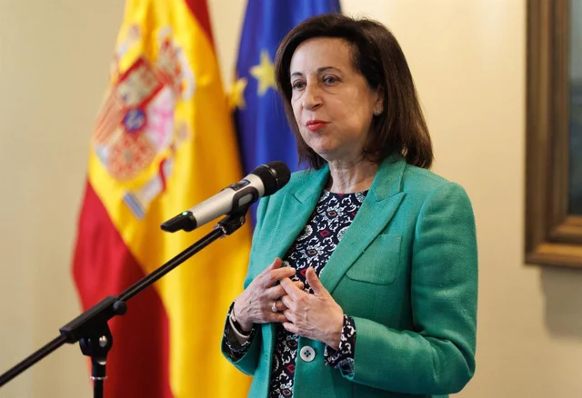 L’Espagne a-t-elle retiré son drapeau de deux ilots revendiqués par le Maroc ?