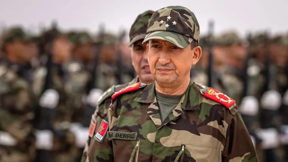 L’inspecteur général des FAR s’entretient avec le commandant de la force MINURSO