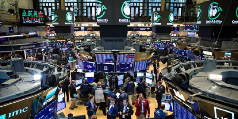 Les Bourses mondiales en hausse avant la rencontre Trump-Poutine
