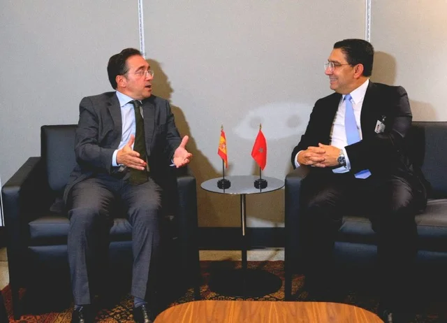 José Manuel Albares s’entretient avec Nasser Bourita et Ahmed Attaf