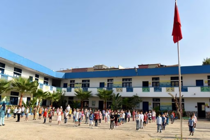 8 millions et 271 000 étudiants s’inscrivent dans des établissements d’enseignement