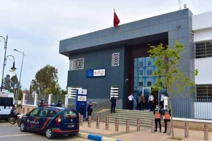 Amzurn.