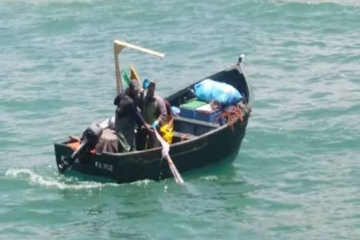 Les autorités de Dakhla continuent de rechercher un bateau qui a disparu au milieu de conditions climatiques soudaines