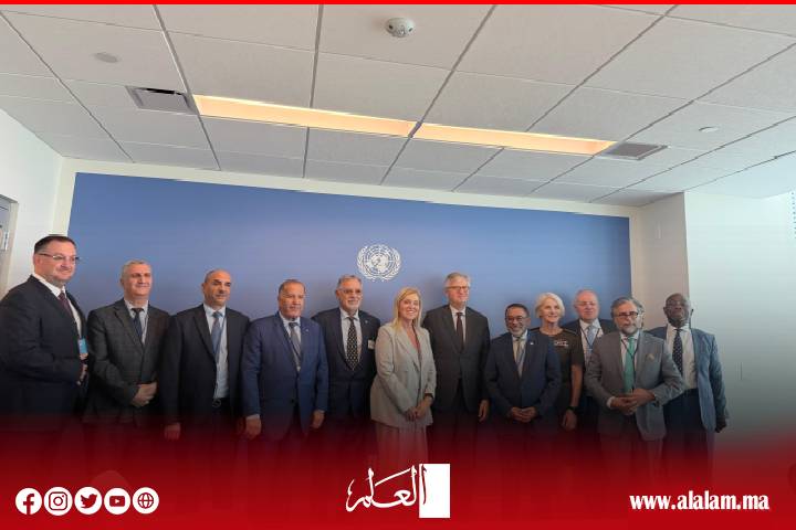 La délégation du Parlement méditerranéen participant à la 80e session de l’Assemblée générale des Nations Unies rencontre M. Jean -pierre Laker pour discuter des questions internationales de maintien de la paix