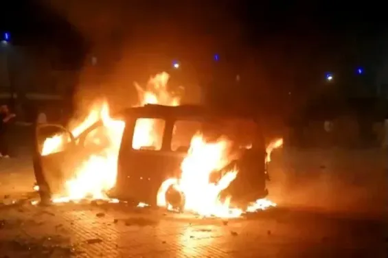263 agents blessés et 409 personnes arrêtées mardi soir