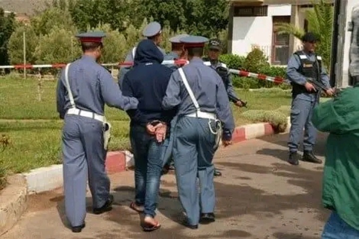 Un père de Marrakech donne son fils mineur à la gendarmerie après son implication