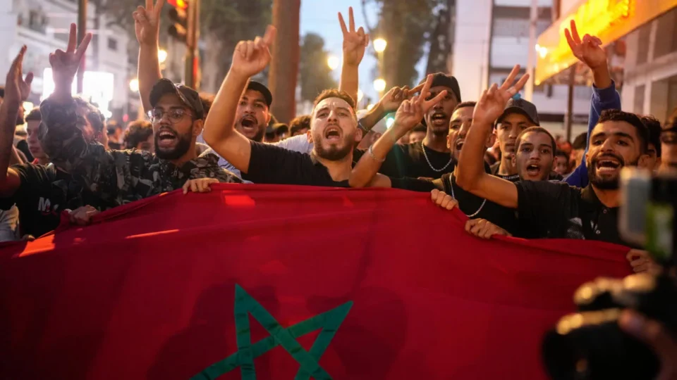Amnesty International appelle à une enquête sur les morts et arrestations